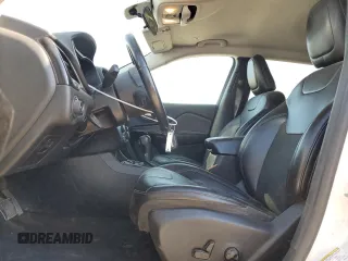2019 Jeep Cherokee Latitude Plus с VIN 1C4PJLLB7KD470175, выставлен на аукционе Copart как лот 53375935 с пробегом 86 753 миль миль и Чистый • Clean title. История ставок и продаж доступна на DreamBid. Изображение 7.
