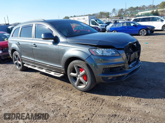 2015 Audi Q7 3.0T S line Prestige with VIN WA1DGAFE8FD015458, listed as a IAAI auction lot 41753940 with 62,233 mi miles. Bid and sale history available at carsss.com. Image 1.