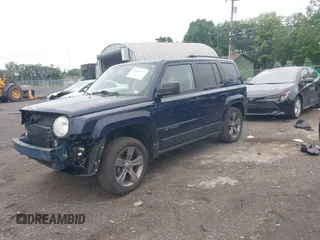 2015 Jeep Patriot High Altitude с VIN 1C4NJRFB3FD370473, выставлен на аукционе IAAI как лот 42463171 с пробегом 247 550 миль миль и . История ставок и продаж доступна на DreamBid. Изображение 2.