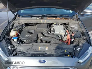 2013 Ford Fusion SE Hybrid with VIN 3FA6P0LU4DR267643, listed as a IAAI auction lot 41846681 with 148,002 mi miles. Bid and sale history available at carsss.com. Image 10.