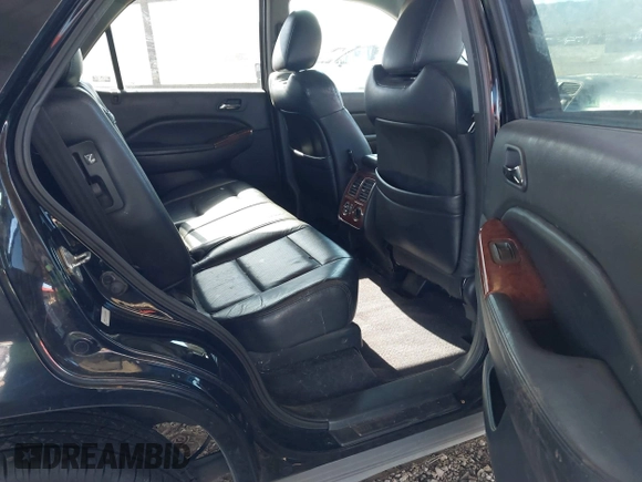 2004 Acura MDX with VIN 2HNYD18244H560067, listed as a IAAI auction lot 41798950 with 175,460 mi miles. Bid and sale history available at carsss.com. Image 8.