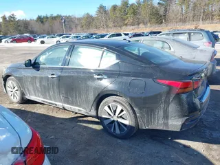 2019 Nissan Altima SL with VIN 1N4BL4EW7KC133107, listed as a IAAI auction lot 41433636 with 70,719 mi miles and . Bid and sale history available at carsss.com. Image 15.