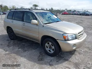 2007 Toyota Highlander with VIN JTEGD21AX70163444, listed as a IAAI auction lot 41627634 with 1 mi miles. Bid and sale history available at carsss.com. Image 1.