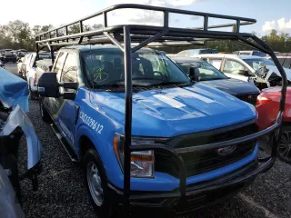 2022 Ford F-150 XL z VIN 1FTFX1C84NKE67799, wystawiony jako Copart lot #79123654 z przebiegiem Nie podano mil oraz Nie do naprawy • Non repairable. Historia ofert i sprzedaży dostępna na DreamBid. Obrazek 4.