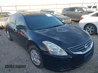 2011 Nissan Altima 2.5 S with VIN 1N4AL2AP1BN455907, listed as a IAAI auction lot 41872105 with 208,575 mi miles. Bid and sale history available at carsss.com. Image 1.
