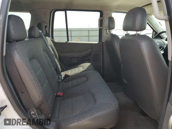 2003 Ford Explorer XLS z VIN 1FMZU62K83ZA93665, wystawiony jako Copart lot #55079905 z przebiegiem 193 336 mil mil oraz Szkoda całkowita • Salvage title. Historia ofert i sprzedaży dostępna na DreamBid. Obrazek 11.