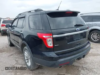 2012 Ford Explorer XLT z VIN 1FMHK7D83CGA47729, wystawiony jako IAAI lot #42219142 z przebiegiem 362 678 mil mil oraz . Historia ofert i sprzedaży dostępna na DreamBid. Obrazek 3.