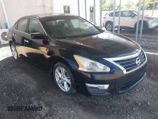 2013 Nissan Altima SL with VIN 1N4AL3AP1DC133577, listed as a IAAI auction lot 42395561 with 144,917 mi miles and . Bid and sale history available at DreamBid. Image 1.