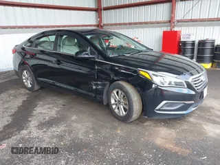 2016 Hyundai Sonata SE z VIN 5NPE24AFXGH338979, wystawiony jako IAAI lot #42271354 z przebiegiem 195 577 mil mil oraz . Historia ofert i sprzedaży dostępna na DreamBid. Obrazek 1.