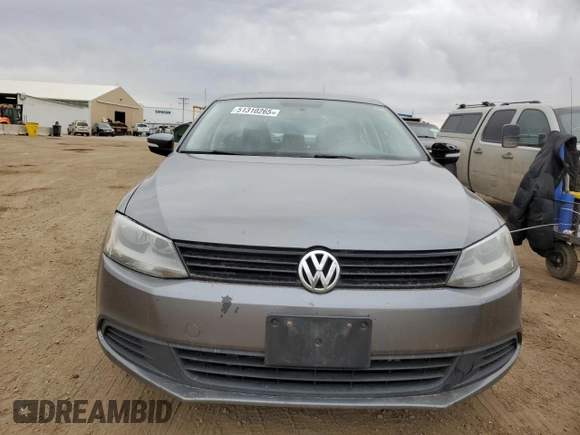 2012 Volkswagen Jetta TDI w/Premium with VIN 3VWLL7AJ7CM040711, listed as a Copart auction lot 51310265 with 245,720 mi miles and Clean title. Bid and sale history available at DreamBid. Image 5.
