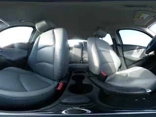 2019 Toyota Yaris L z VIN 3MYDLBYV8KY515505, wystawiony jako IAAI lot #42312231 z przebiegiem 94 601 mil mil oraz . Historia ofert i sprzedaży dostępna na DreamBid. Obrazek 18.