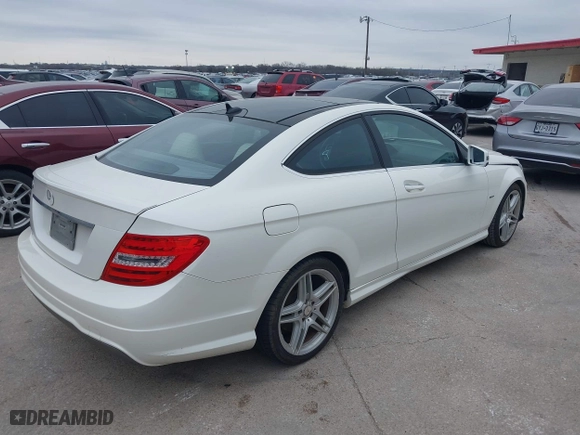 2012 Mercedes-Benz C-Class C 250 with VIN WDDGJ4HB4CF815964, listed as a IAAI auction lot 41593536 with 131,218 mi miles. Bid and sale history available at carsss.com. Image 4.