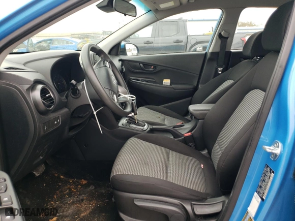 2020 Hyundai Kona SE with VIN KM8K12AA6LU475346, listed as a Copart auction lot 43869435 with 109,409 mi miles and Salvage Title. Bid and sale history available at carsss.com. Image 7.