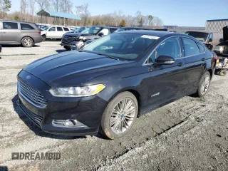2013 Ford Fusion SE Hybrid z VIN 3FA6P0LU5DR266811, wystawiony jako Copart lot #48281555 z przebiegiem 177 475 mil mil oraz Szkoda całkowita • Salvage title. Historia ofert i sprzedaży dostępna na DreamBid. Obrazek 1.
