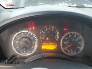 2015 Nissan Titan SV z VIN 1N6BA0EC0FN503240, wystawiony jako Copart lot #72539284 z przebiegiem 149 416 mil mil oraz Szkoda całkowita • Salvage title. Historia ofert i sprzedaży dostępna na DreamBid. Obrazek 9.