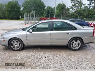 2003 Volvo S80 2.9L с VIN YV1TS92D231310509, выставлен на аукционе IAAI как лот 42460419 с пробегом 140 259 миль миль и . История ставок и продаж доступна на DreamBid. Изображение 14.