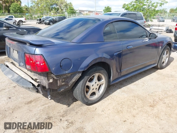 2002 Ford Mustang Standard with VIN 1FAFP40452F150630, listed as a IAAI auction lot 41987802 with 236,866 mi miles. Bid and sale history available at carsss.com. Image 4.