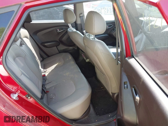 2015 Hyundai Tucson GLS with VIN KM8JT3AF1FU037247, listed as a IAAI auction lot 42145034 with 100,117 mi miles and . Bid and sale history available at DreamBid. Image 8.