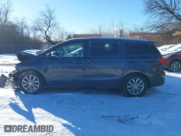 2020 Kia Sedona EX with VIN KNDMB5C11L6642600, listed as a IAAI auction lot 41332168 with 83,302 mi miles. Bid and sale history available at carsss.com. Image 14.