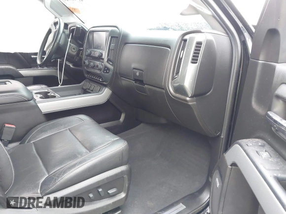 2019 Chevrolet Silverado 2500HD LTZ with VIN 1GC1KTEY2KF111194, listed as a IAAI auction lot 41765920 with 1 mi miles. Bid and sale history available at carsss.com. Image 5.