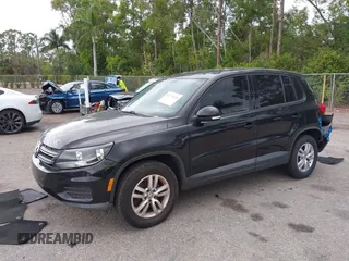 2013 Volkswagen Tiguan SE z VIN WVGAV3AX4DW607441, wystawiony jako IAAI lot #42173141 z przebiegiem 113 186 mil mil oraz . Historia ofert i sprzedaży dostępna na DreamBid. Obrazek 2.