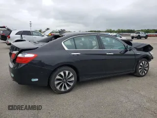 2015 Honda Accord Touring with VIN 1HGCR6F73FA013212, listed as a Copart auction lot 58341045 with 183,225 mi miles and Salvage title. Bid and sale history available at DreamBid. Image 3.
