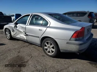 2001 Volvo S60 with VIN YV1RS61R112029119, listed as a Copart auction lot 42613745 with 151,162 mi miles and Salvage Title. Bid and sale history available at carsss.com. Image 2.