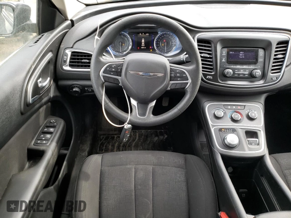 2016 Chrysler 200 LX with VIN 1C3CCCFB4GN122733, listed as a Copart auction lot 31711688 with 28,800 mi miles and Salvage Title. Bid and sale history available at carsss.com. Image 9.
