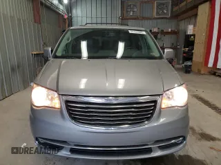 2016 Chrysler Town & Country Touring with VIN 2C4RC1BG0GR104986, listed as a Copart auction lot 51133505 with 145,145 mi miles and Salvage Title. Bid and sale history available at carsss.com. Image 5.