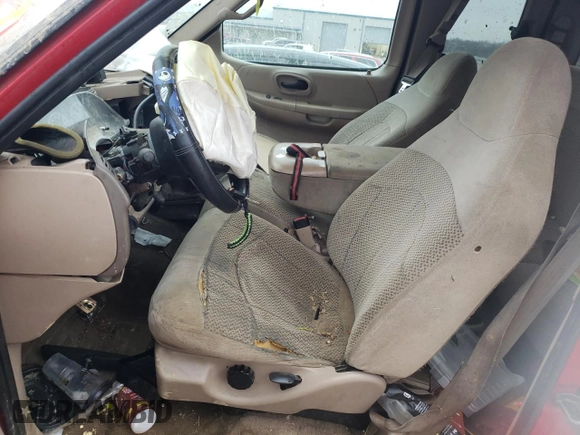 1999 Ford F-150 с VIN 1FTRX18W7XKA41676, выставлен на аукционе Copart как лот 47544435 с пробегом Не указан миль и Списание • Salvage title. История ставок и продаж доступна на DreamBid. Изображение 7.