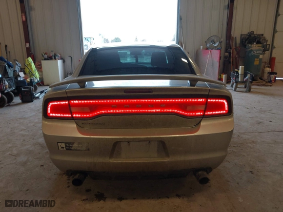2011 Dodge Charger SE with VIN 2B3CL3CG0BH615016, listed as a IAAI auction lot 41669366 with 203,197 mi miles. Bid and sale history available at carsss.com. Image 16.