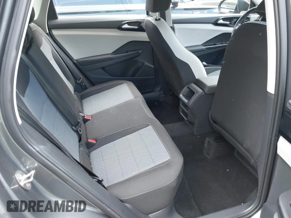 2025 Volkswagen Taos z VIN 3VV5C7B23SM012634, wystawiony jako IAAI lot #42342616 z przebiegiem 4381 mil mil oraz . Historia ofert i sprzedaży dostępna na DreamBid. Obrazek 8.