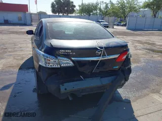 2014 Nissan Sentra SV with VIN 3N1AB7AP9EY200183, listed as a IAAI auction lot 41795406 with 167,111 mi miles. Bid and sale history available at carsss.com. Image 6.