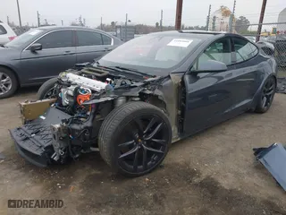 2021 Tesla Model S Plaid with VIN 5YJSA1E62MF448708, listed as a IAAI auction lot 41093091 with 41,485 mi miles. Bid and sale history available at carsss.com. Image 22.