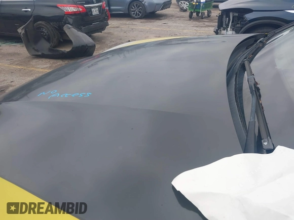 2020 Porsche Cayenne z VIN WP1AA2AY5LDA03828, wystawiony jako IAAI lot #41304951 z przebiegiem Nie podano mil oraz . Historia ofert i sprzedaży dostępna na DreamBid. Obrazek 6.