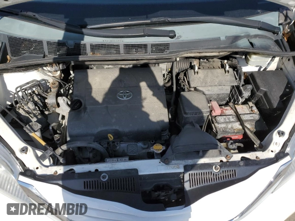 2015 Toyota Sienna LE AAS with VIN 5TDKK3DC2FS584738, listed as a Copart auction lot 50692905 with 88,022 mi miles and Salvage Title. Bid and sale history available at carsss.com. Image 12.
