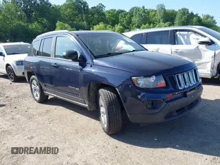 2016 Jeep Compass Sport with VIN 1C4NJDBB9GD657309, listed as a IAAI auction lot 42564405 with 157,206 mi miles and . Bid and sale history available at DreamBid. Image 1.