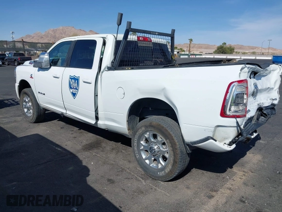 2024 Ram 2500 Laramie z VIN 3C6UR5FL7RG276925, wystawiony jako IAAI lot #41983387 z przebiegiem 29 458 mil mil oraz . Historia ofert i sprzedaży dostępna na DreamBid. Obrazek 3.