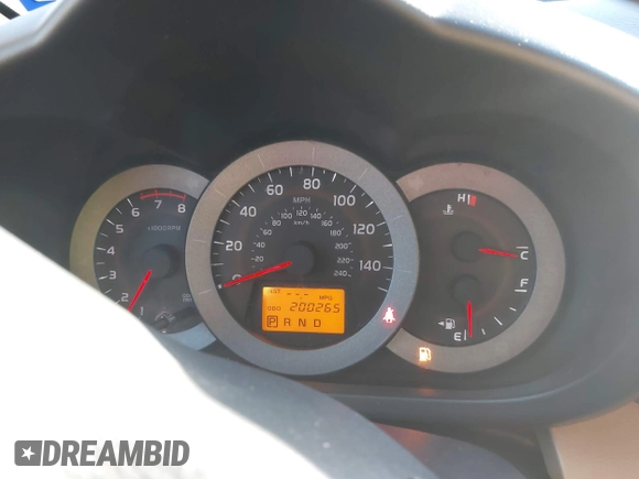 2010 Toyota RAV4 Limited с VIN JTMYK4DV1A5026573, выставлен на аукционе IAAI как лот 41296523 с пробегом 200 265 миль миль и . История ставок и продаж доступна на DreamBid. Изображение 7.