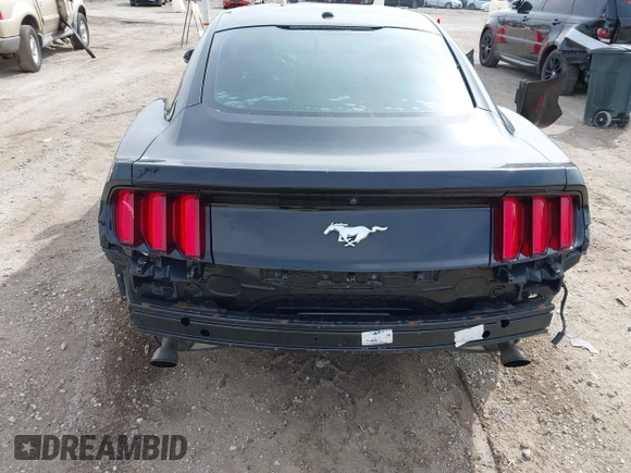 2017 Ford Mustang EcoBoost z VIN 1FA6P8TH3H5351723, wystawiony jako IAAI lot #41883990 z przebiegiem 120 520 mil mil oraz . Historia ofert i sprzedaży dostępna na DreamBid. Obrazek 6.