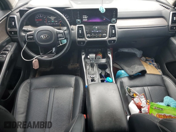 2021 Kia Sorento EX with VIN 5XYRHDLF9MG071527, listed as a Copart auction lot 58660985 with 111,057 mi miles and Clean title. Bid and sale history available at DreamBid. Image 8.