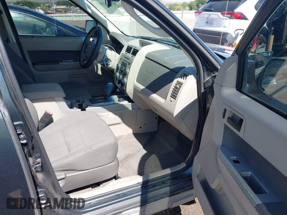 2009 Ford Escape Hybrid с VIN 1FMCU59349KB02605, выставлен на аукционе IAAI как лот 42552044 с пробегом 127 442 миль миль и . История ставок и продаж доступна на DreamBid. Изображение 5.