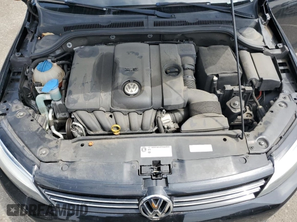 2013 Volkswagen Jetta SE with VIN 3VWDX7AJ6DM438180, listed as a Copart auction lot 59582655 with 106,082 mi miles and Salvage title. Bid and sale history available at DreamBid. Image 11.