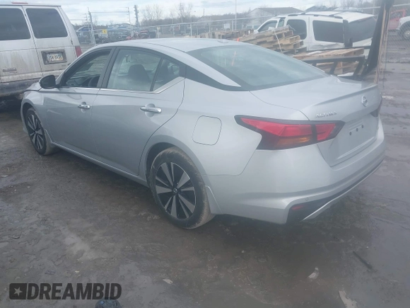 2022 Nissan Altima SV z VIN 1N4BL4DW0NN332896, wystawiony jako IAAI lot #41368811 z przebiegiem 35 062 mil mil oraz . Historia ofert i sprzedaży dostępna na DreamBid. Obrazek 3.