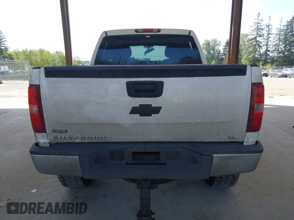 2008 Chevrolet Silverado 1500 LTZ with VIN 3GCEK13338G307620, listed as a IAAI auction lot 42117372 with 171,064 mi miles. Bid and sale history available at carsss.com. Image 16.