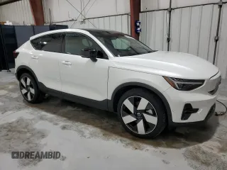 2023 Volvo C40 Recharge Pure Electric Ultimate with VIN YV4ED3GMXP2061422, listed as a Copart auction lot 57479384 with 21,879 mi miles and Clean Title. Bid and sale history available at carsss.com. Image 4.