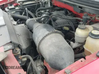 2008 Ford F-150 XL с VIN 1FTRF12278KE26651, выставлен на аукционе IAAI как лот 43102942 с пробегом 157 640 миль миль и . История ставок и продаж доступна на DreamBid. Изображение 14.