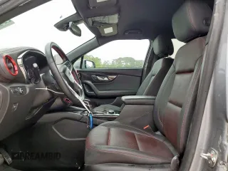 2024 Chevrolet Blazer RS z VIN 3GNKBERS0RS138137, wystawiony jako Copart lot #57655375 z przebiegiem 14 997 mil mil oraz Czysty tytuł • Clean title. Historia ofert i sprzedaży dostępna na DreamBid. Obrazek 7.
