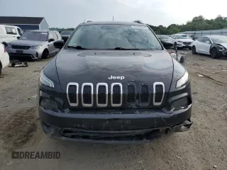 2017 Jeep Cherokee Latitude z VIN 1C4PJMCB0HW634904, wystawiony jako Copart lot #67006515 z przebiegiem 96 661 mil mil oraz Czysty tytuł • Clean title. Historia ofert i sprzedaży dostępna na DreamBid. Obrazek 5.