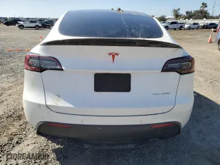 2022 Tesla Model Y Long Range with VIN 7SAYGDEE1NF455171, listed as a Copart auction lot 49429085 with 41,361 mi miles and Salvage Title. Bid and sale history available at carsss.com. Image 6.